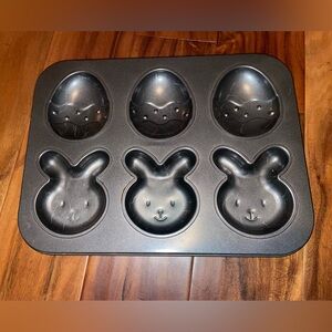 Easter cookie/cupcake pan